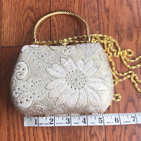 Gold embossed evening bag - Picture 4 of 7
